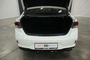 Седан Hyundai Sonata 2019 года, 2170000 рублей, Курск