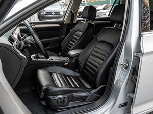 Универсал Volkswagen Passat 2018 года, 1999000 рублей, Краснодар