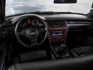 Седан Audi S8 1998 года, 880000 рублей, Краснодар