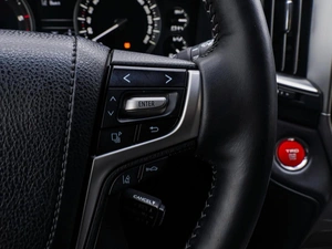 Внедорожник Toyota Land Cruiser 2019 года, 7350000 рублей, Краснодар