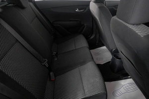 Хетчбэк Kia Rio 2018 года, 1149000 рублей, Кемерово