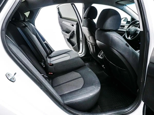 Седан Hyundai Sonata 2019 года, 1850000 рублей, Красноярск