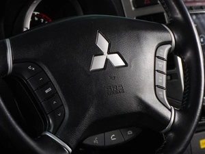 Внедорожник Mitsubishi Pajero 2019 года, 3710000 рублей, Воронеж