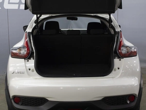 Внедорожник Nissan Juke 2015 года, 1270000 рублей, Омск