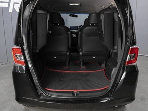 Минивэн Honda Freed 2015 года, 1050000 рублей, Омск