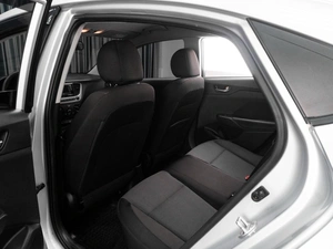 Седан Hyundai Solaris 2018 года, 1389000 рублей, Тюмень