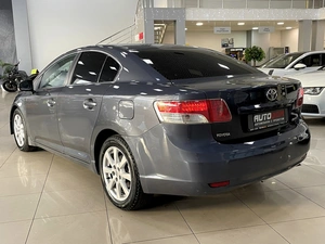 Седан Toyota Avensis 2011 года, 1287000 рублей, Солонцы