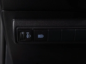 Седан Toyota Corolla 2021 года, 1768000 рублей, Тюмень