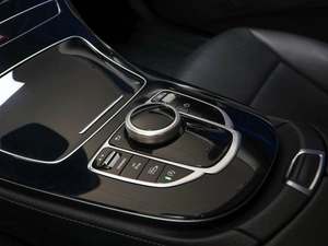 Седан Mercedes-benz E-класс 2019 года, 2899050 рублей, Москва