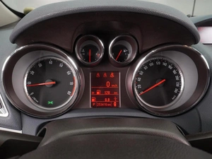 Внедорожник Opel Mokka 2013 года, 1018000 рублей, Воронеж