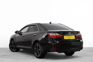 Седан Toyota Camry 2017 года, 2159000 рублей, Барнаул