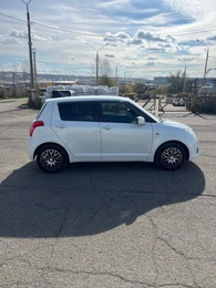 Хетчбэк Suzuki Swift 2009 года, 560000 рублей, Красноярск