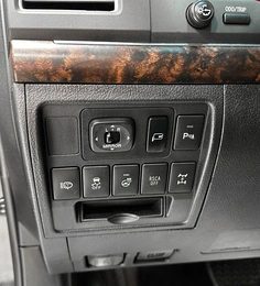 Внедорожник Toyota Land Cruiser 2012 года, 3797000 рублей, Красноярск