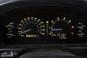 Внедорожник Lexus LX 2001 года, 1590000 рублей, Омск