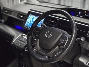 Минивэн Honda Stepwgn 2020 года, 2149000 рублей, Красноярск