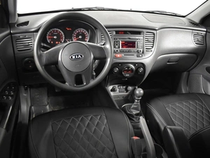 Хетчбэк Kia Rio 2011 года, 743100 рублей, Казань