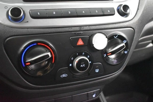 Седан Hyundai Solaris 2019 года, 747900 рублей, Казань