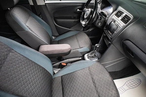 Седан Volkswagen Polo 2019 года, 1389000 рублей, Сургут