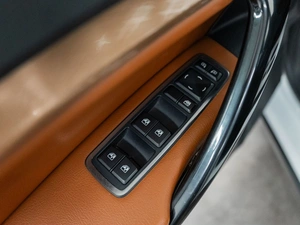 Универсал ВАЗ (LADA) Vesta Cross 2023 года, 1300000 рублей, Красноярск