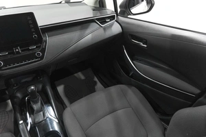 Седан Toyota Corolla 2019 года, 1949000 рублей, Новокузнецк