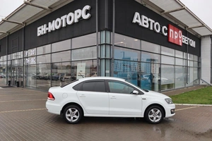Седан Volkswagen Polo 2016 года, 1130000 рублей, Мирное