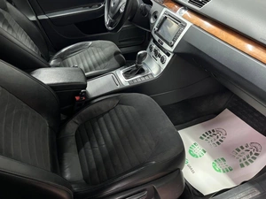 Универсал Volkswagen Passat 2011 года, 1049000 рублей, Красноярск