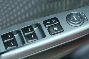 Хетчбэк Kia Rio 2013 года, 619000 рублей, Омск