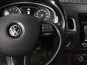 Внедорожник Volkswagen Touareg 2012 года, 1998000 рублей, Ставрополь