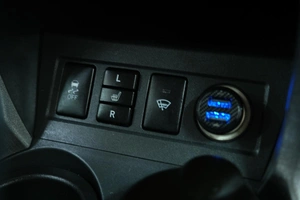 Внедорожник Toyota RAV4 2010 года, 1499000 рублей, Омск