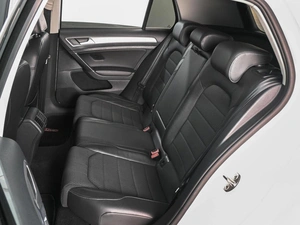Хетчбэк Volkswagen Golf 2015 года, 1409000 рублей, Аксай