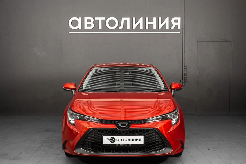 Седан Toyota Corolla 2019 года, 1780000 рублей, Красноярск