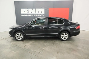 Седан Skoda Superb 2012 года, 1450000 рублей, Курск