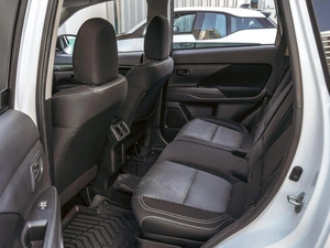 Внедорожник Mitsubishi Outlander 2018 года, 2120000 рублей, Краснодар