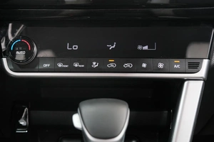 Внедорожник Kia Seltos 2022 года, 2459000 рублей, Омск