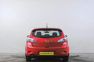 Хетчбэк Mazda 3 2013 года, 939000 рублей, Кемерово