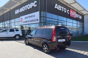 Универсал ВАЗ (LADA) Largus 2019 года, 1040000 рублей, Мирное