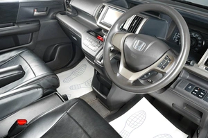 Минивэн Honda Stepwgn 2012 года, 1649000 рублей, Тюмень