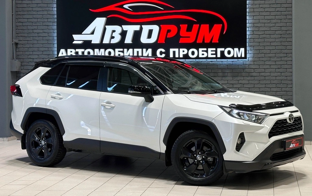 Внедорожник Toyota RAV4 2021 года, 3697000 рублей, Красноярск