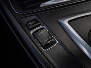 Седан BMW 3 серия 2013 года, 1740000 рублей, Краснодар