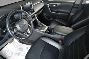 Внедорожник Toyota RAV4 2020 года, 3619000 рублей, Тюмень