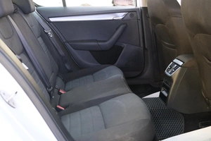 Лифтбек Skoda Octavia 2014 года, 1299000 рублей, Омск