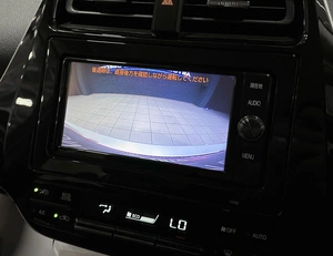 Лифтбек Toyota Prius 2016 года, 1697000 рублей, Красноярск