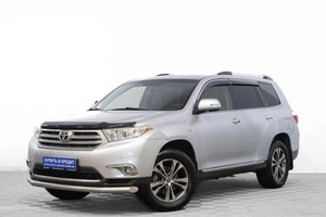 Внедорожник Toyota Highlander 2013 года, 2389000 рублей, Барнаул