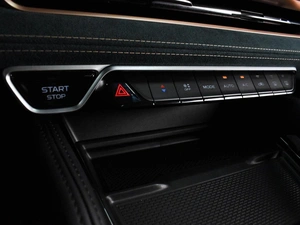 Внедорожник Geely Monjaro 2023 года, 3449000 рублей, Воронеж