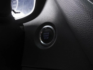 Седан Toyota Corolla 2021 года, 2040000 рублей, Ростов-на-Дону