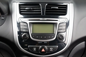 Седан Hyundai Solaris 2013 года, 999000 рублей, Оренбург