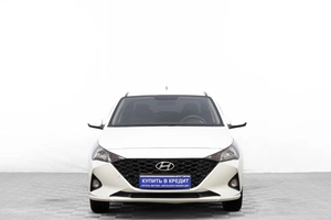 Седан Hyundai Solaris 2021 года, 1219000 рублей, Барнаул