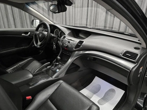 Седан Honda Accord 2012 года, 1449000 рублей, Красноярск