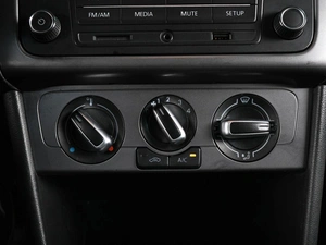 Седан Volkswagen Polo 2018 года, 1379000 рублей, Аксай