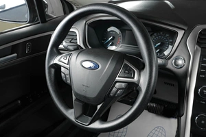 Седан Ford Fusion (North America) 2016 года, 1629000 рублей, Тюмень
